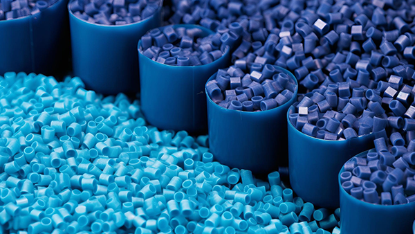 Polymer materials for manufacturing